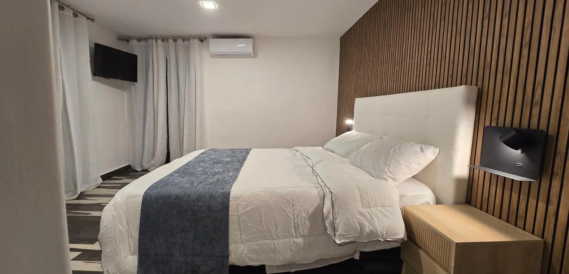 Napoli Central Stay Rooms Naples