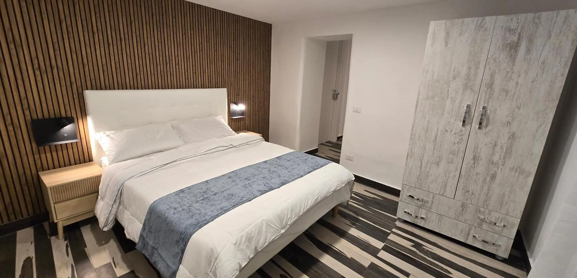 Guest house Napoli Central Stay Rooms