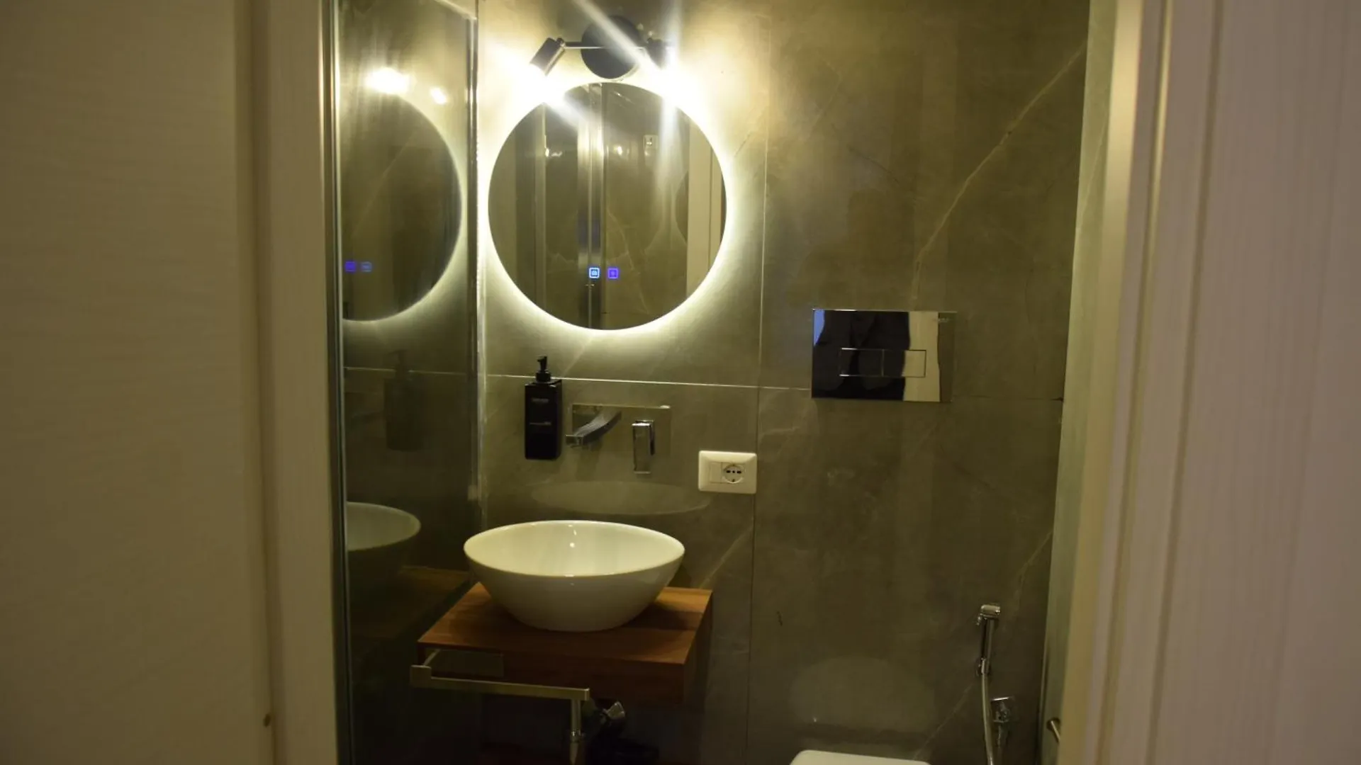 Napoli Central Stay Rooms 0*, Naples Italy