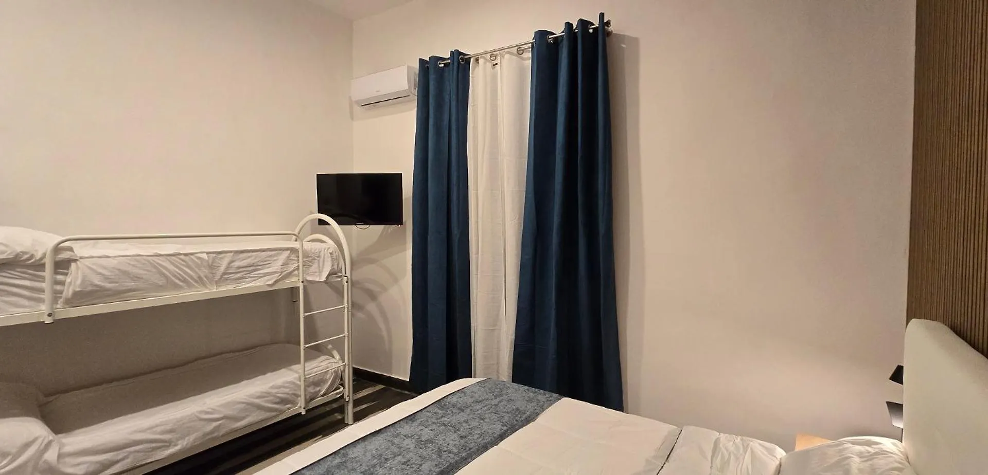 Napoli Central Stay Rooms Guest house Naples