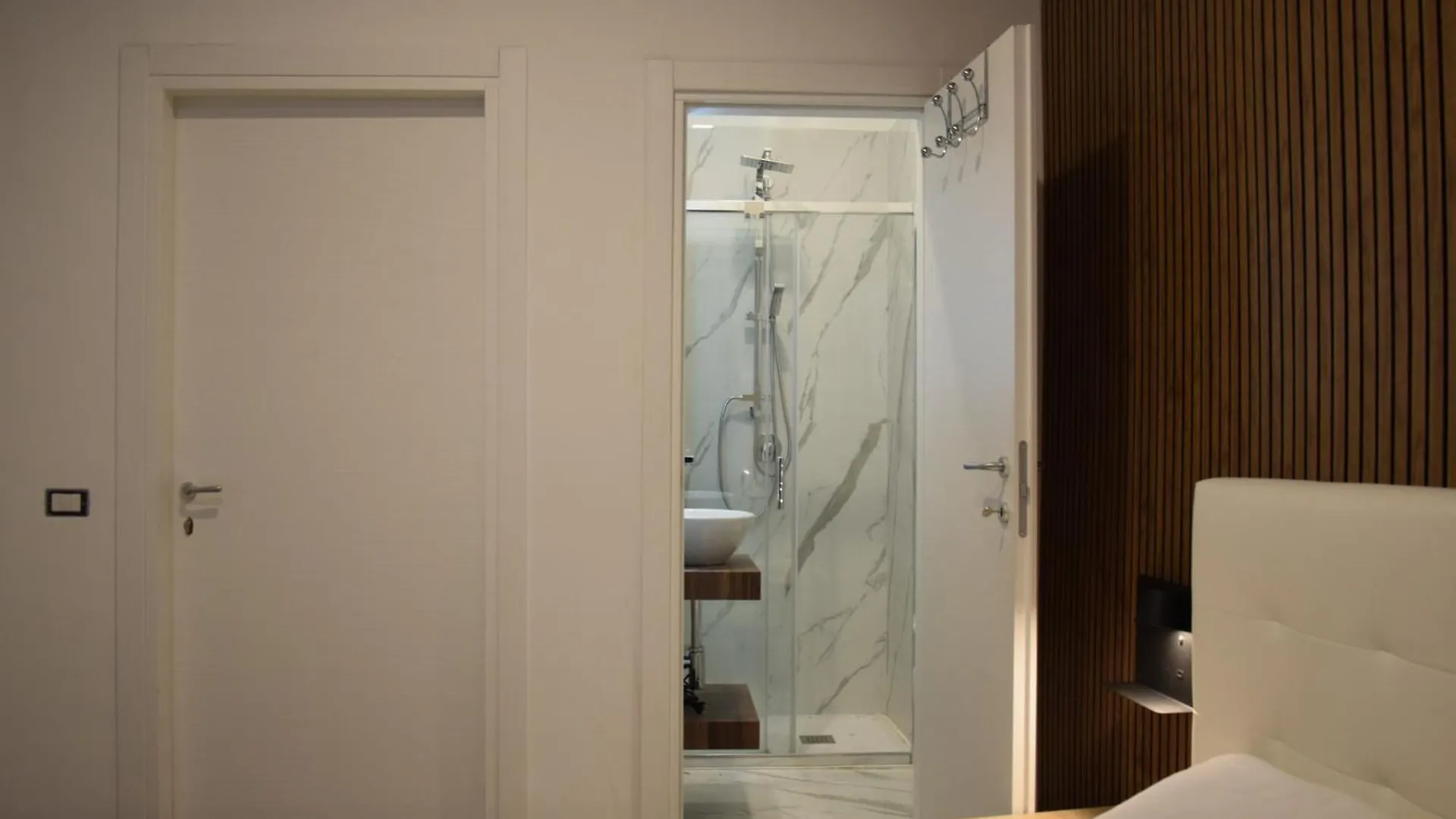 Napoli Central Stay Rooms 0*, Naples Italy
