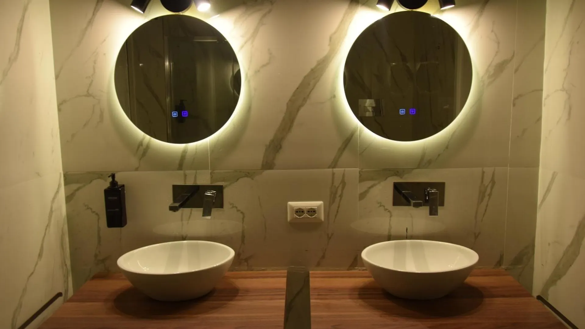 Guest house Napoli Central Stay Rooms