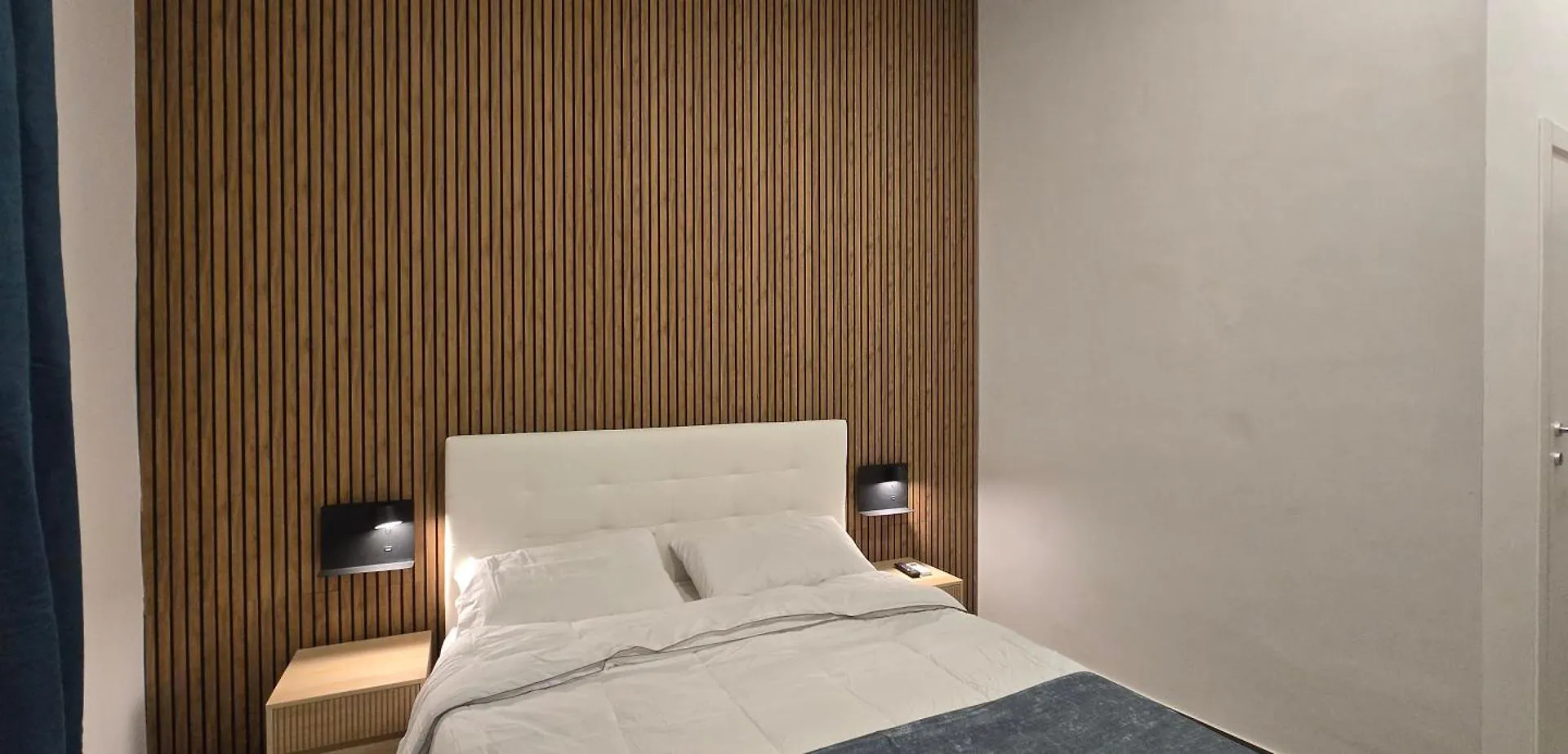 Napoli Central Stay Rooms 0*, Naples