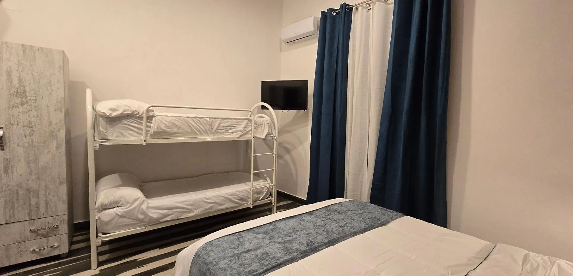 Napoli Central Stay Rooms 0*, Naples Italy